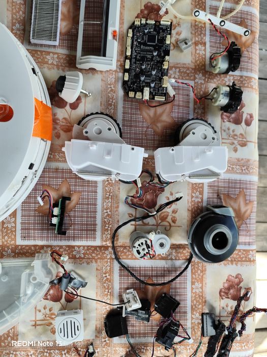 ‼️Робот пилосос на запчасти ‼️ Mi Robot Vacuum-Mop Essential‼️