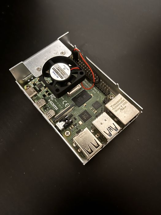 Raspberry pi 4 com caixa metal438921366823260162