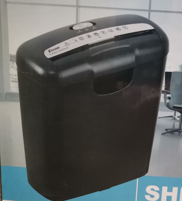 Nowa niszczarka do papieru Vakoss.Oryginalnie zapakowana.