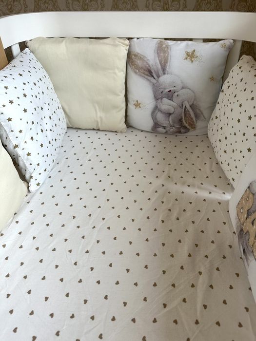 Бортики на дитяче ліжечко