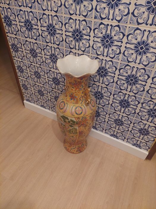 Vendo várias coisas ler anuncio