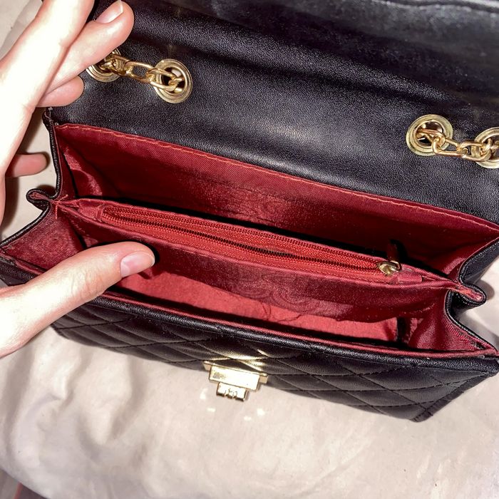 ТОРГ! Сумка шкіряна, чорна, на ланцюжку