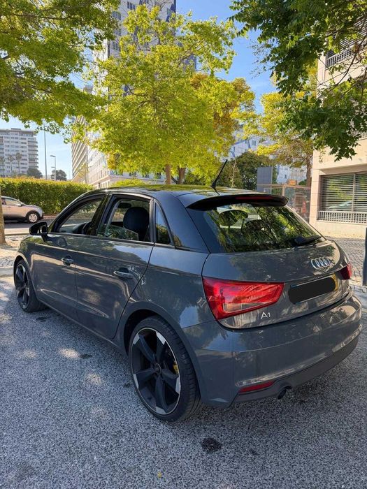 Audi 1.6 Sportback 115cv (5 Portas) – Económico, Excelente Estado