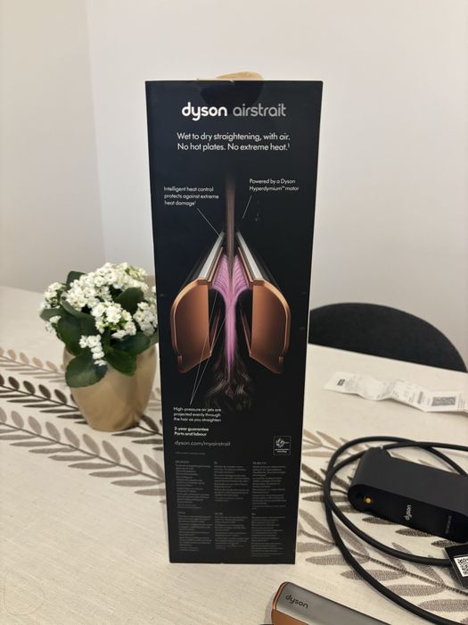 Vendo Dyson Airstrait