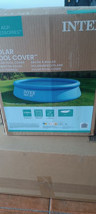 Protetor solar piscina