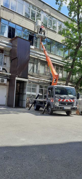 Автовишки від 12 до 28 метрів.