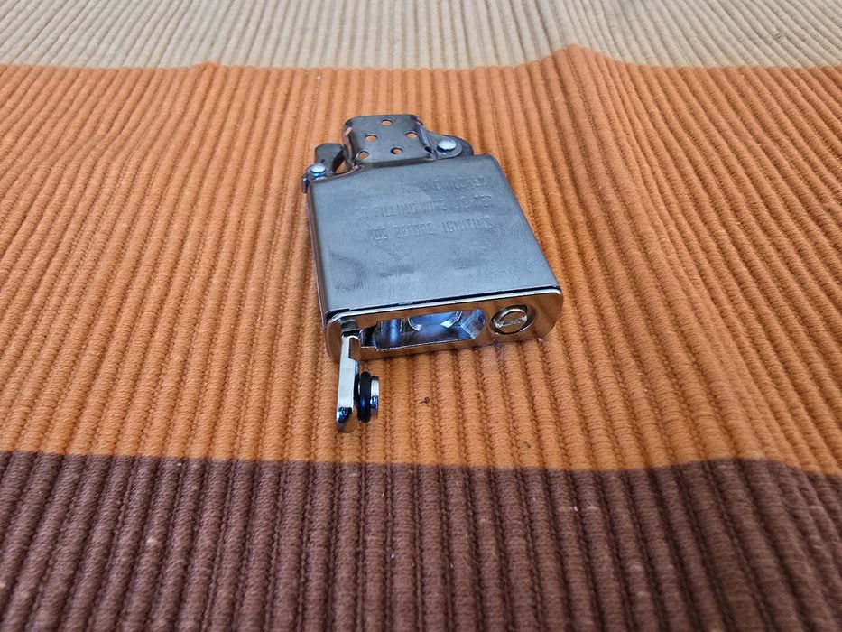 Zippo - fecho anti-evaporação