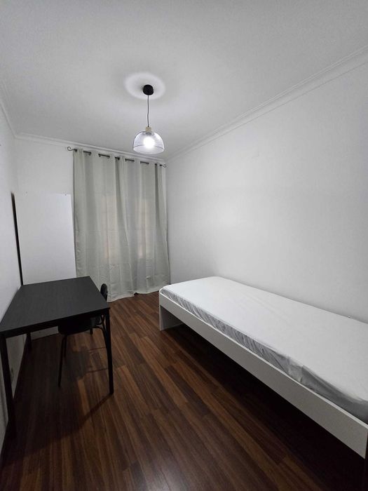 Room for Rent to Student