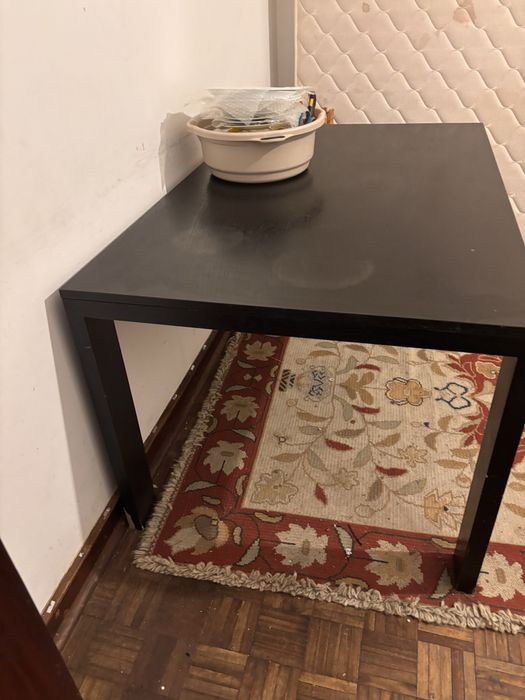 Mesa para seis cadeiras