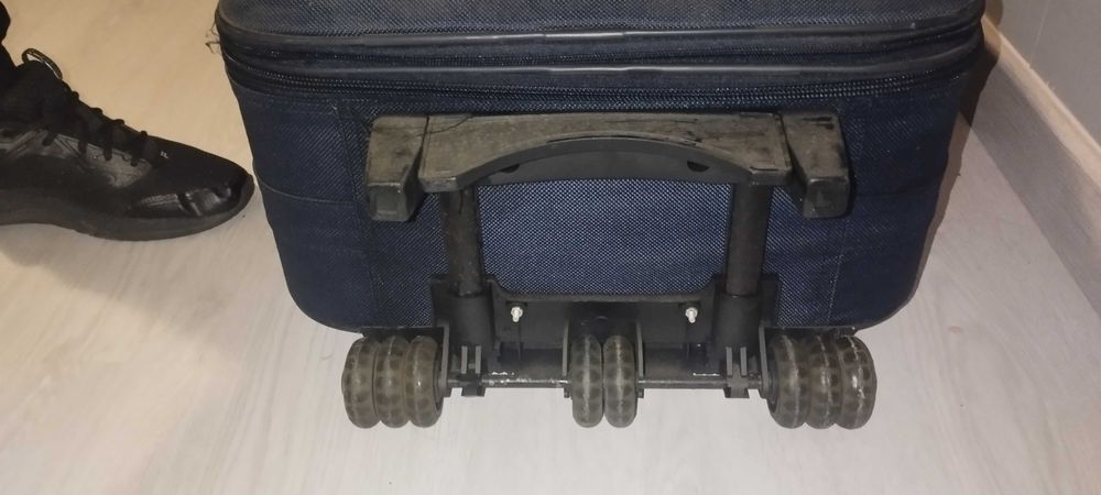 Mala de viagem grande de porão