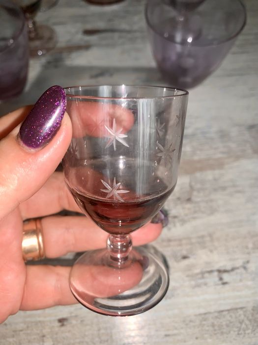 Ваза рюмки графин кувшин  цветное стекло