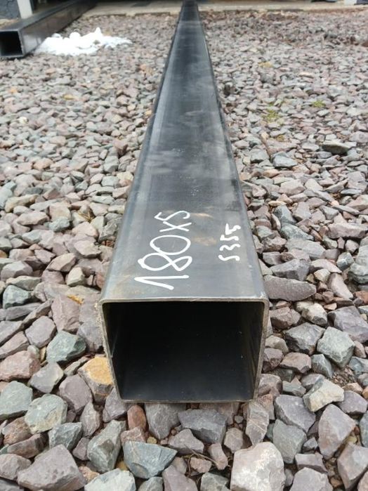 Profil stalowy 180x180