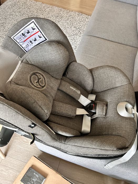 База+крісло Автокрісло Cybex Sirona Z iSize Soho Grey + Base Z2