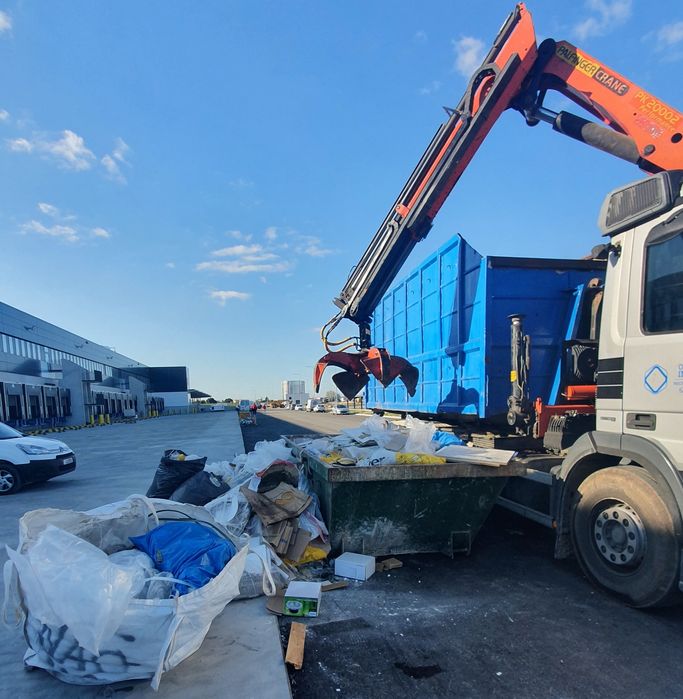 RECOLHA de Entulho em contentores e carrinhas para lixo e monos