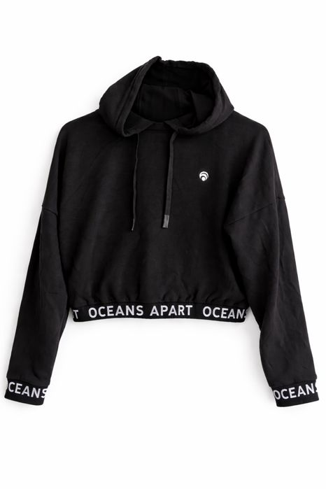 Oceans apart czarna krótka bluza nietoperz oversize