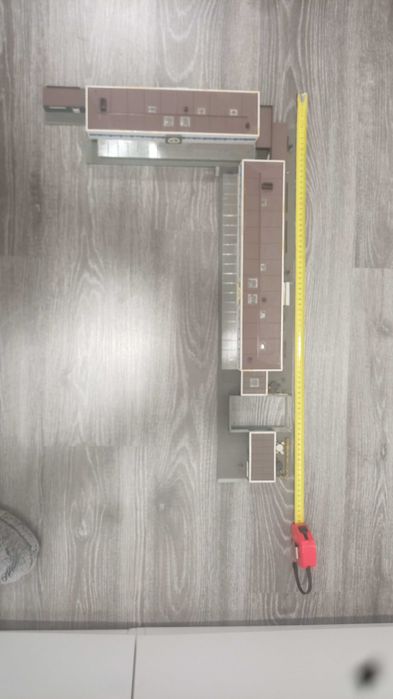 Estação ferroviária ALTBURG  _ escala HO