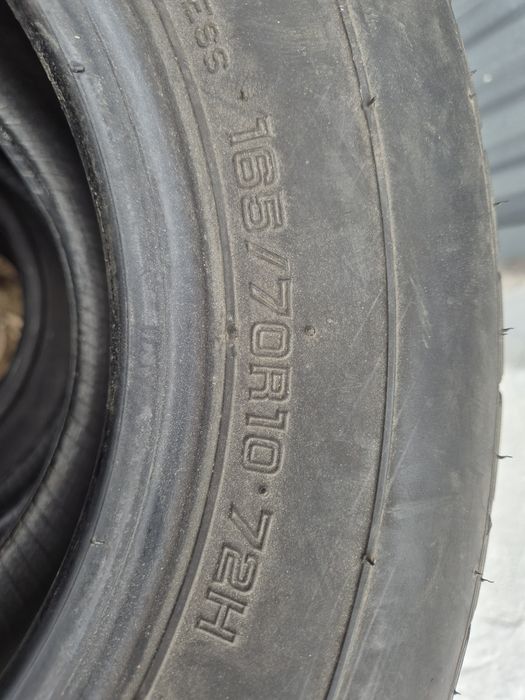 Pneus 165/70R10 Falken