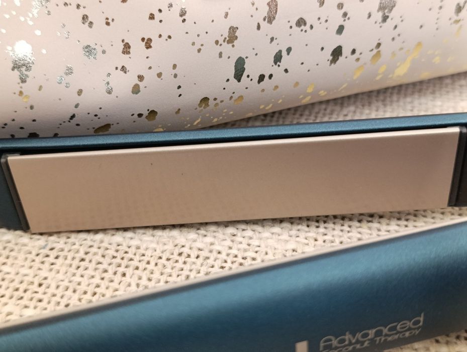 Prostownica Remington z bardzo Eleganckim etui