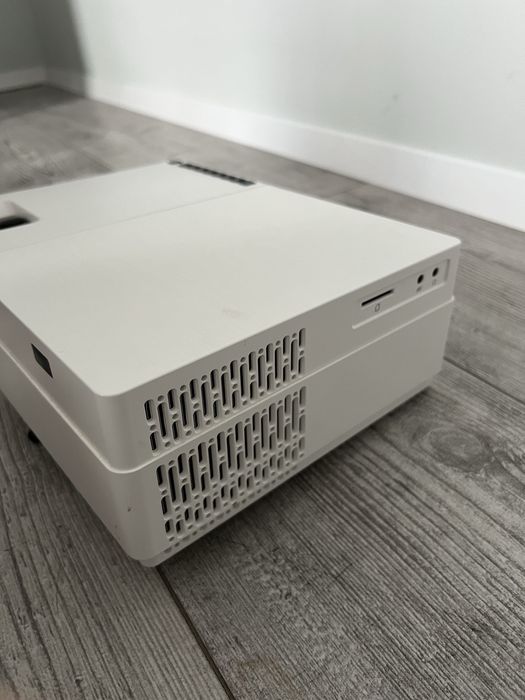 Проектор TouYinger M18 Plus