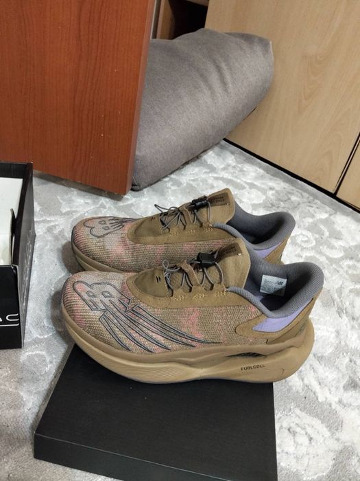Кросівки New Balance FuelCell C_1 43