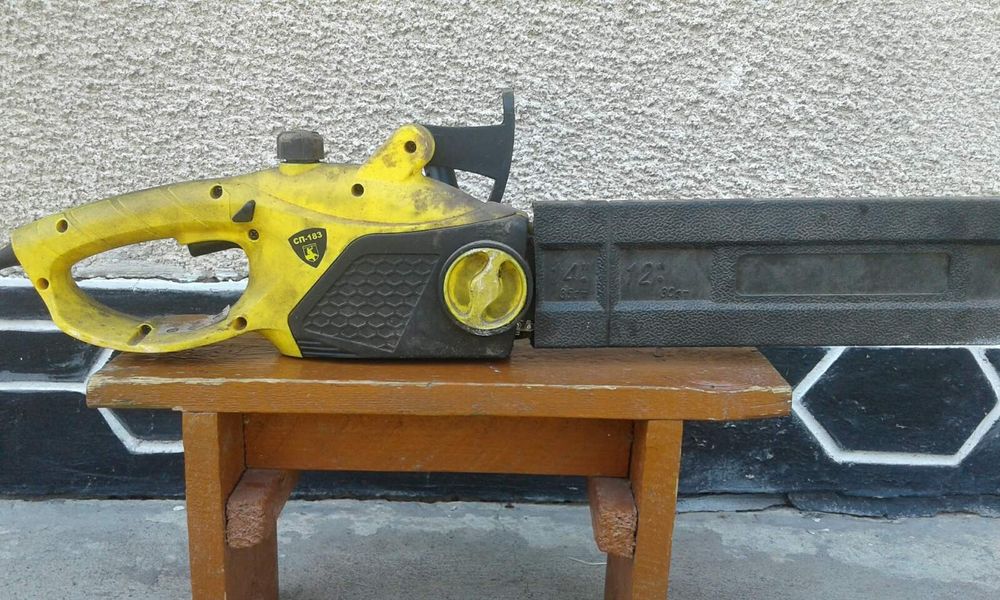 Елетропила Кентавр СП-183