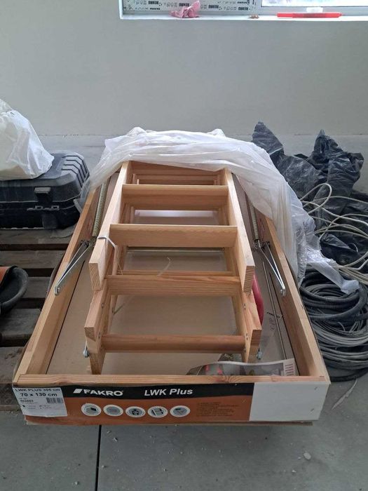 Сходи на горище Fakro LWK Plus 70 x 130 см (до 305 см)