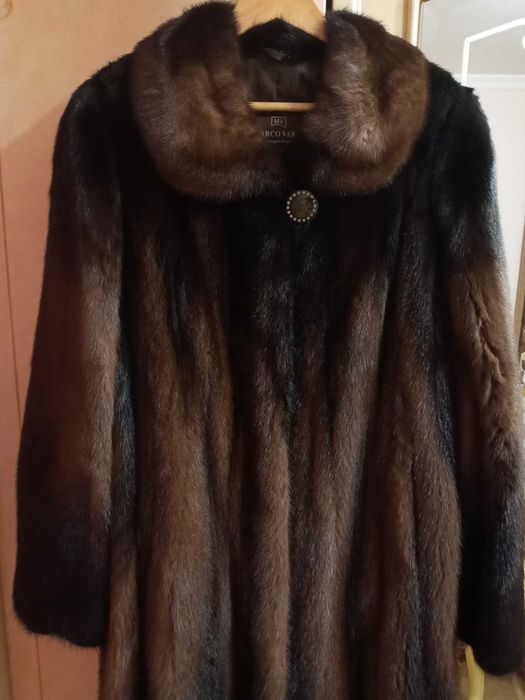 продам норкову шубу