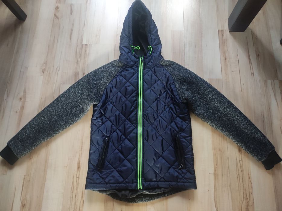 Bluza kurtka z kapturem rozmiar L