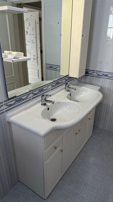 Movel wc + lavatorio + torneira + espelho