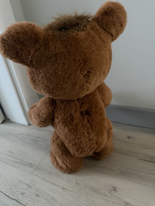 Miś Cubby interaktywna zabawka pluszak