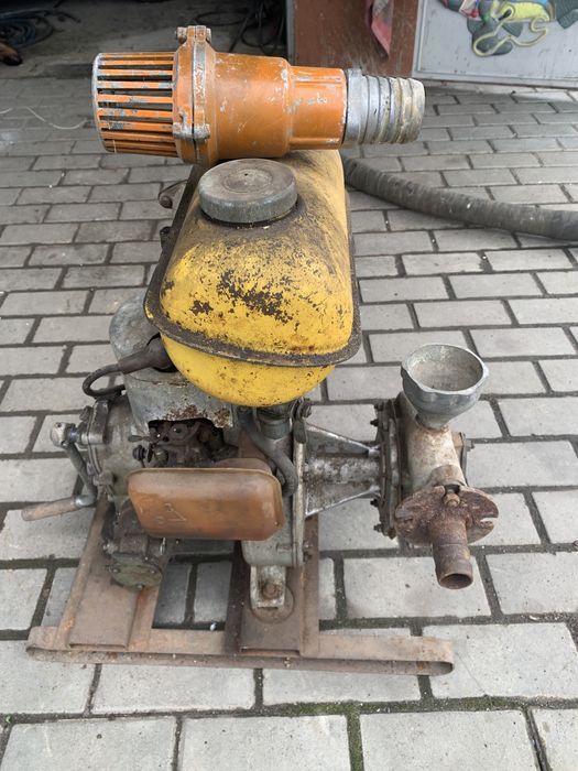 Мотопомпа Совєтського протзводства