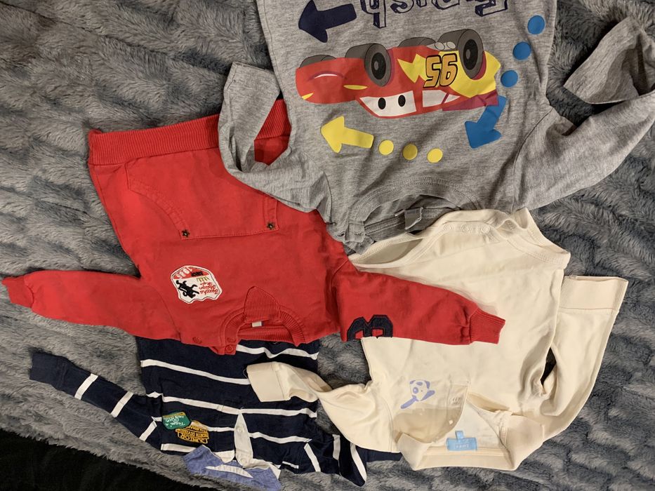 Roupa bebé 6/ 9 meses