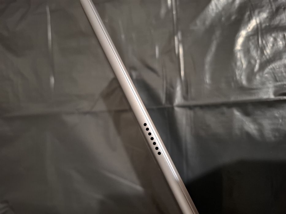 Планшет Huawei AGS-W09