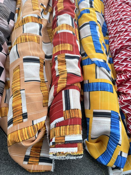 Ткань / опт / костюмка для одежды и тд - от 5 м, 25 грн/м