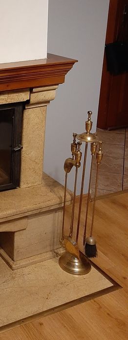 Przybornik, Akcesoria do kominka, zestaw kominkowy