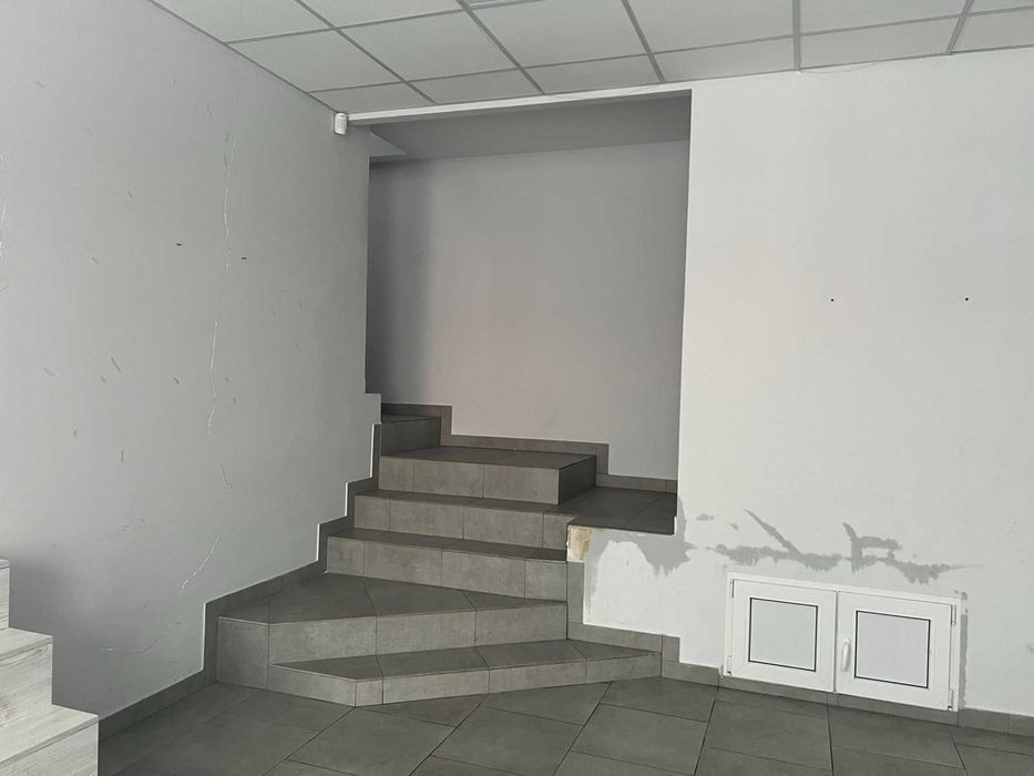 Здам коммерційне приміщення на Замості 3030