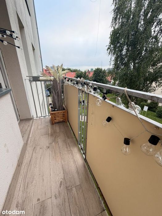 Przestronne mieszkanie z balkonem i pełnym wyposażeniem REZERWACJA