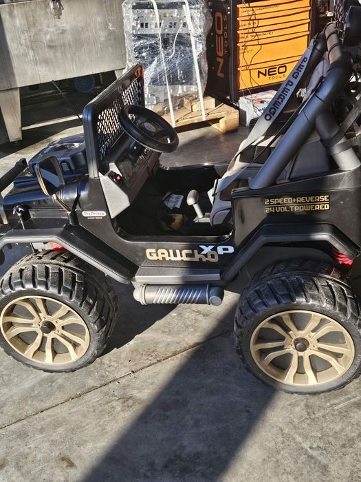 Peg perego  gaucho XP jeep