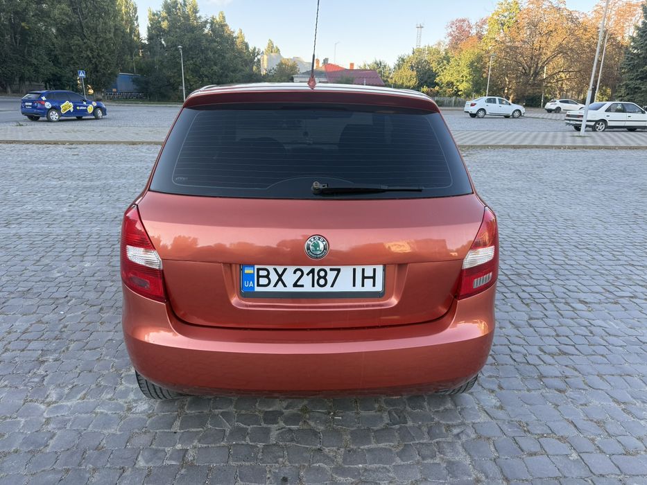 Продам Skoda Fabia 2 1.2 газ/бензин
