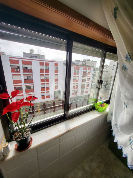 5 Janelas alumínio
