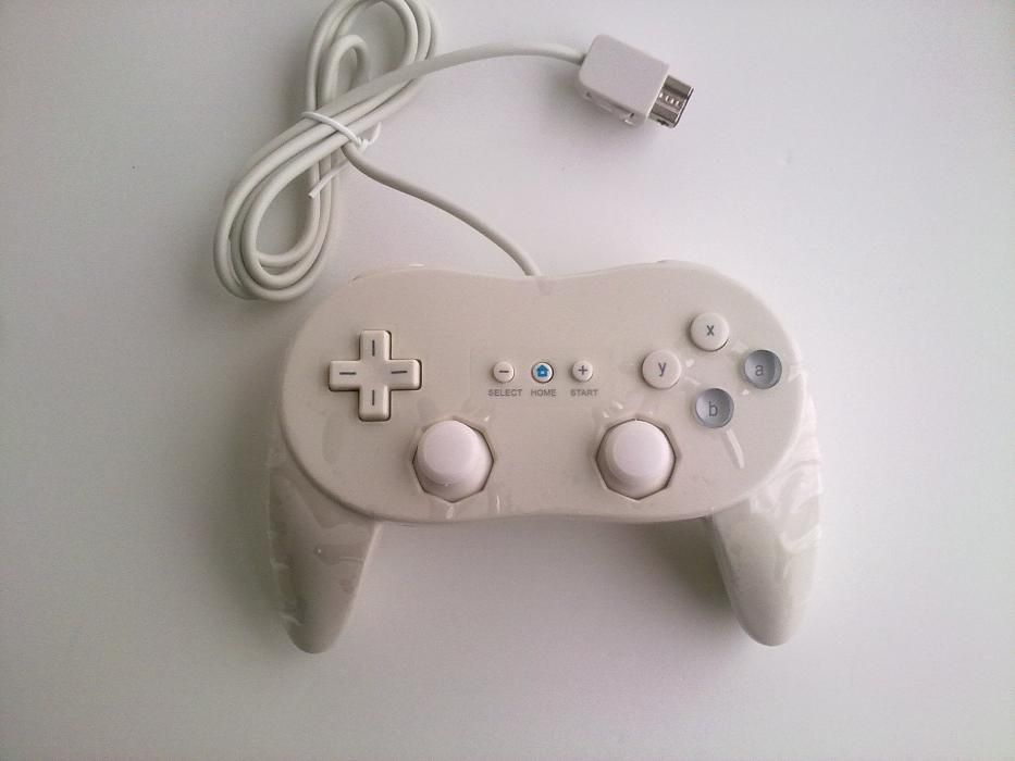 Comando Clássico Wii Branco ou Preto