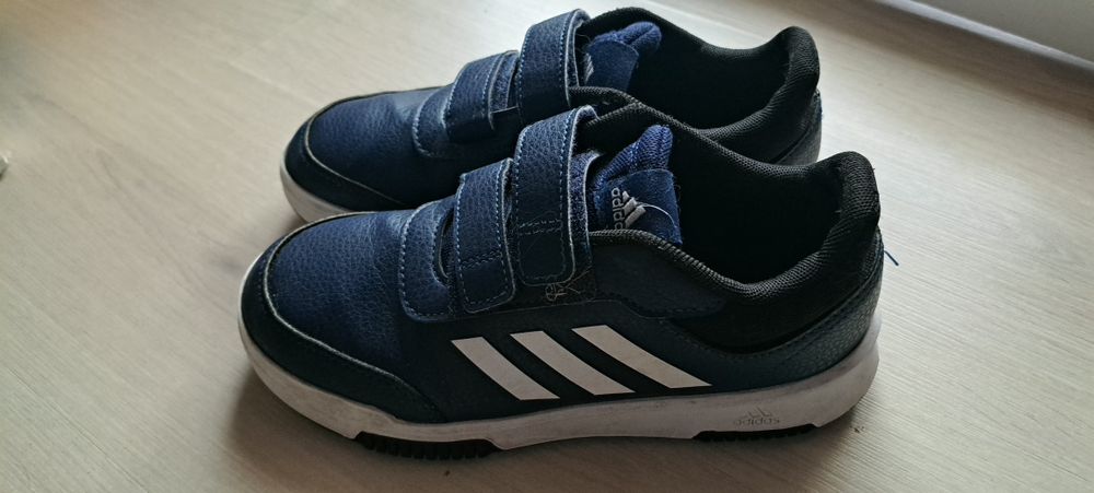 Adidasy dla chłopca