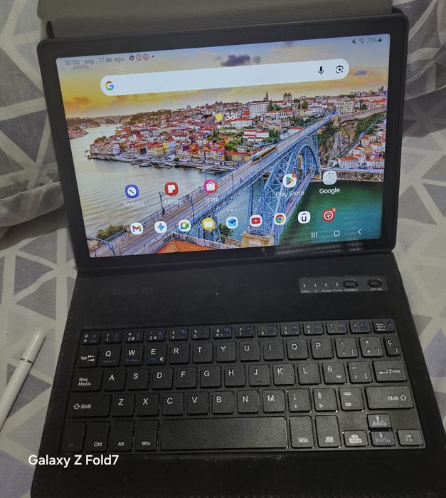 Tablet A8 usado como novo.
