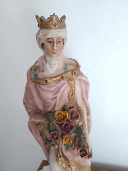 Estatueta  Rainha Santa Isabel