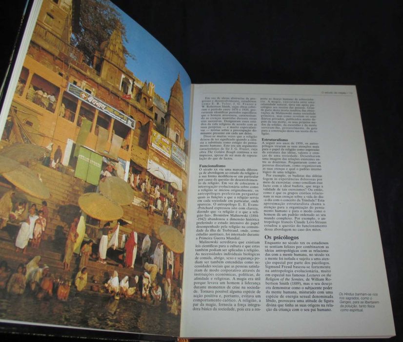 Livro As Religiões do Mundo Círculo de Leitores