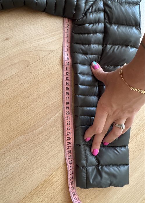 Куртка на дівчинку 7 8 років