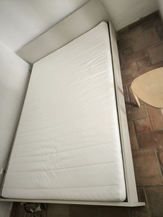Colchão 140x200 IKEA