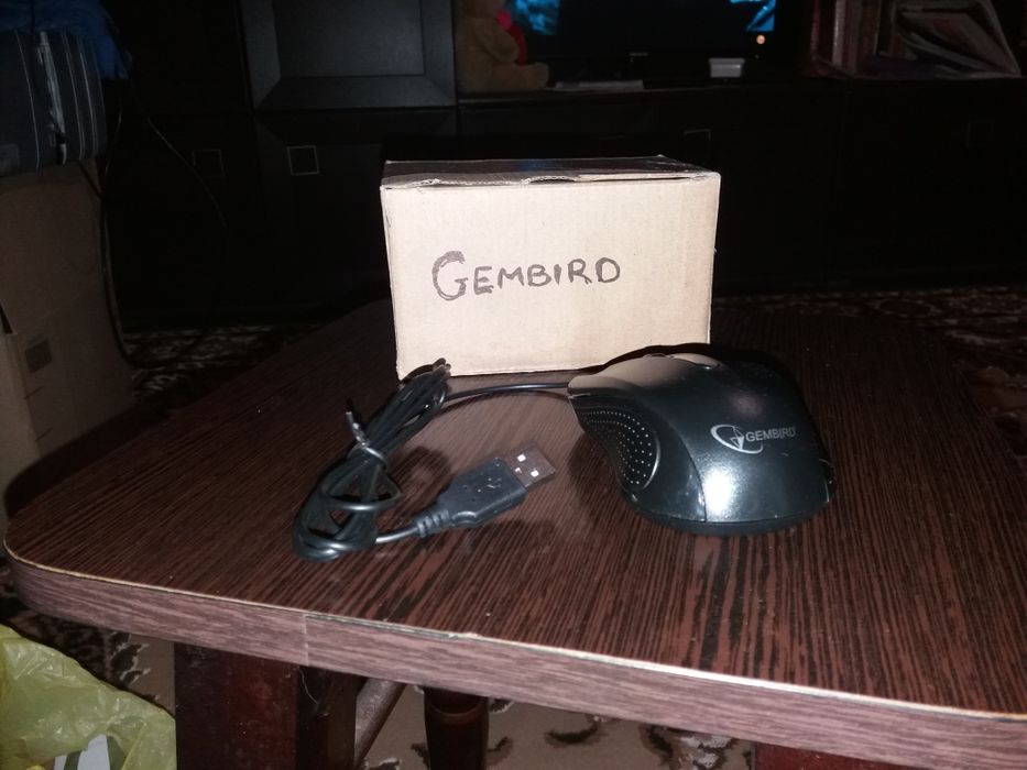 Дротова  компютерна  мишка