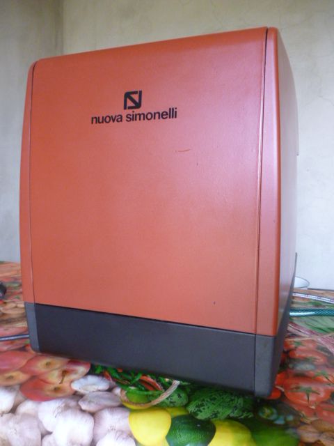 Nuova Simonelli MAC 2000s