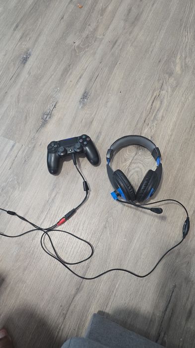 Ps4 slim 1tb 2 comando + headset